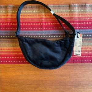Uniqlo mini shoulder bag corduroy.